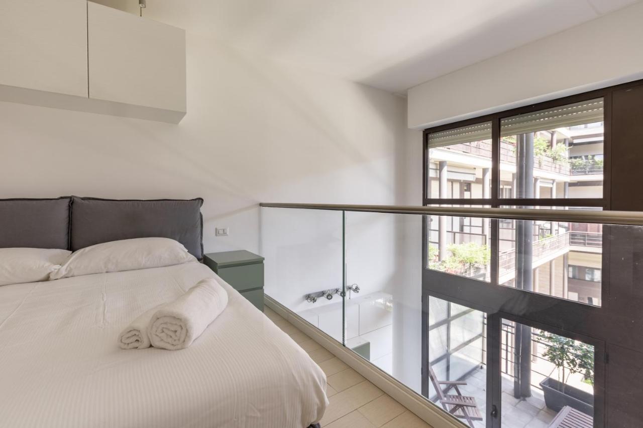 Elegant Loft With Balcony! Apartment Milan Exterior photo