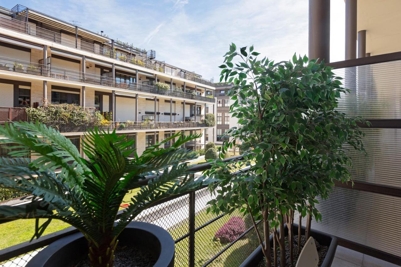 Elegant Loft With Balcony! Apartment Milan Exterior photo